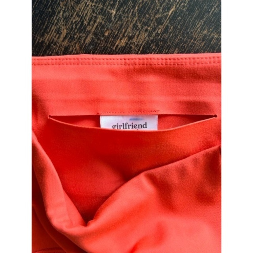 Girlfriend Collective Compressive High-Rise Capri Leggings Coral Size Small - Picture 8 of 10
